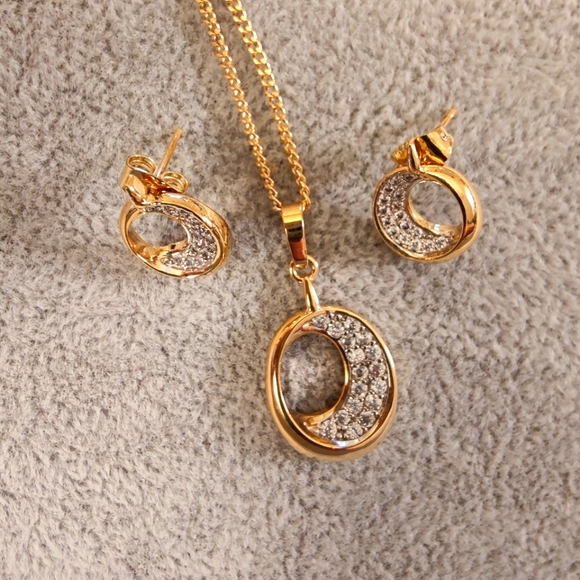 Jewelry Set - Picture 7 of 8